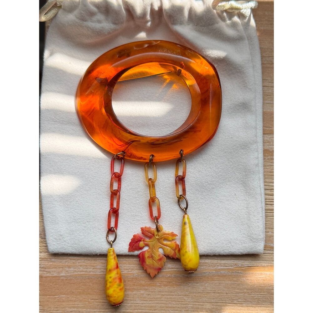 Vintage Bakelite Lucite Autumn Dangle Brooch Apple Juice Amber Marbled Leaf Pin